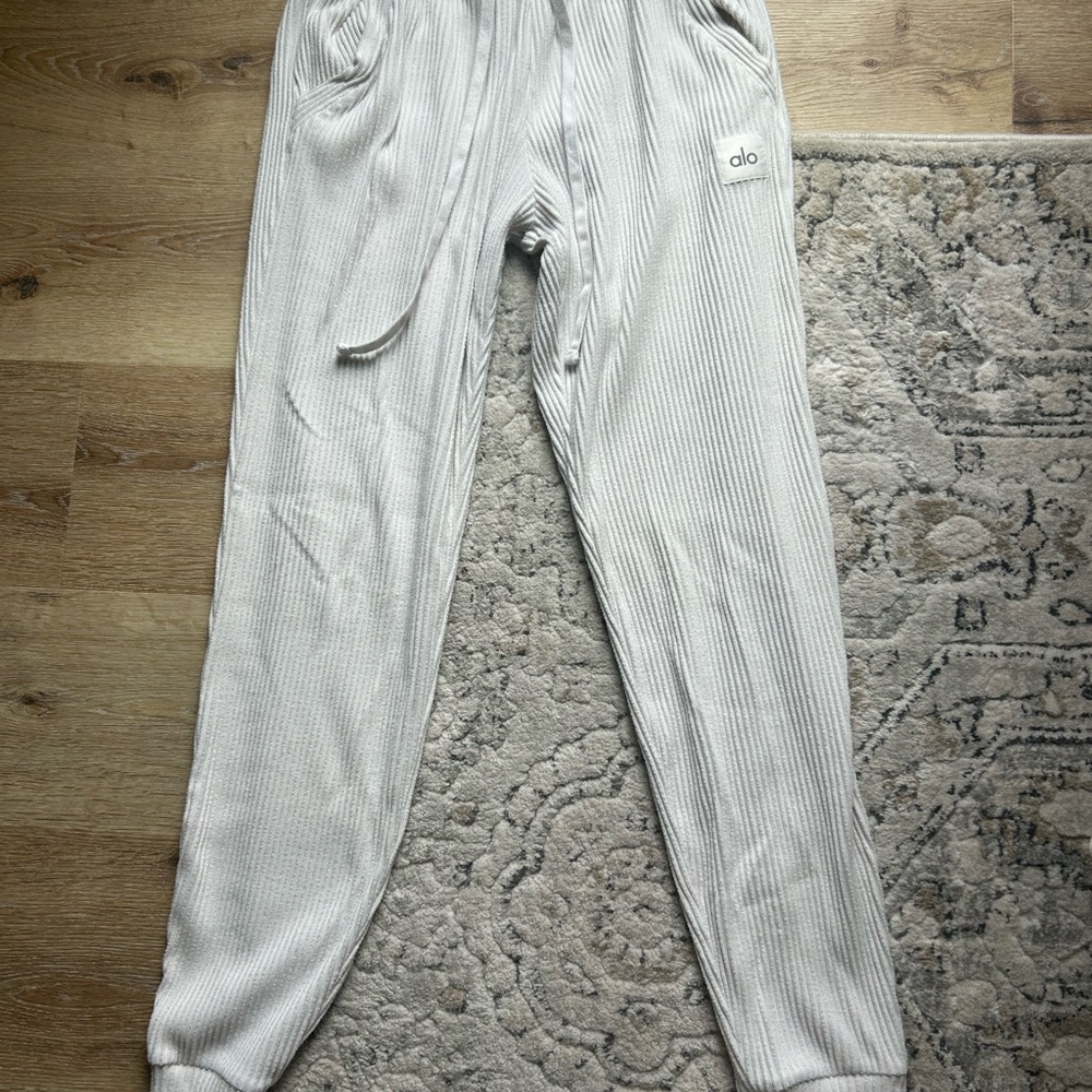 Alo White Ribbed Joggers